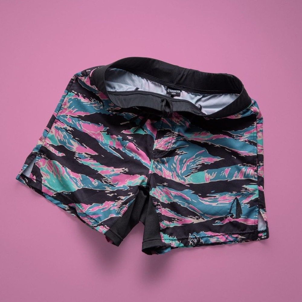 TACHUNTFISH ATHLETIC SHORTS - RETRO TIGRE